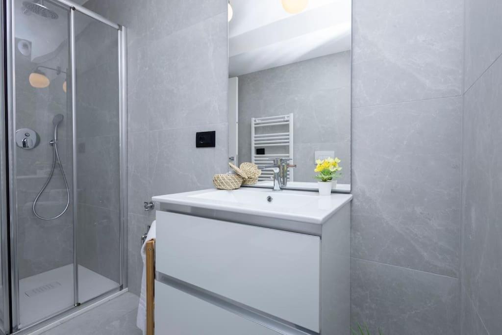 Darsena Charming Apartment By 101Flats Milaan Buitenkant foto